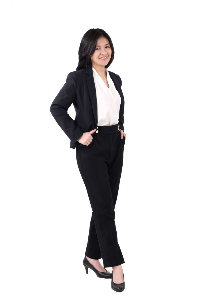 Catherine-Voo–full-body-web